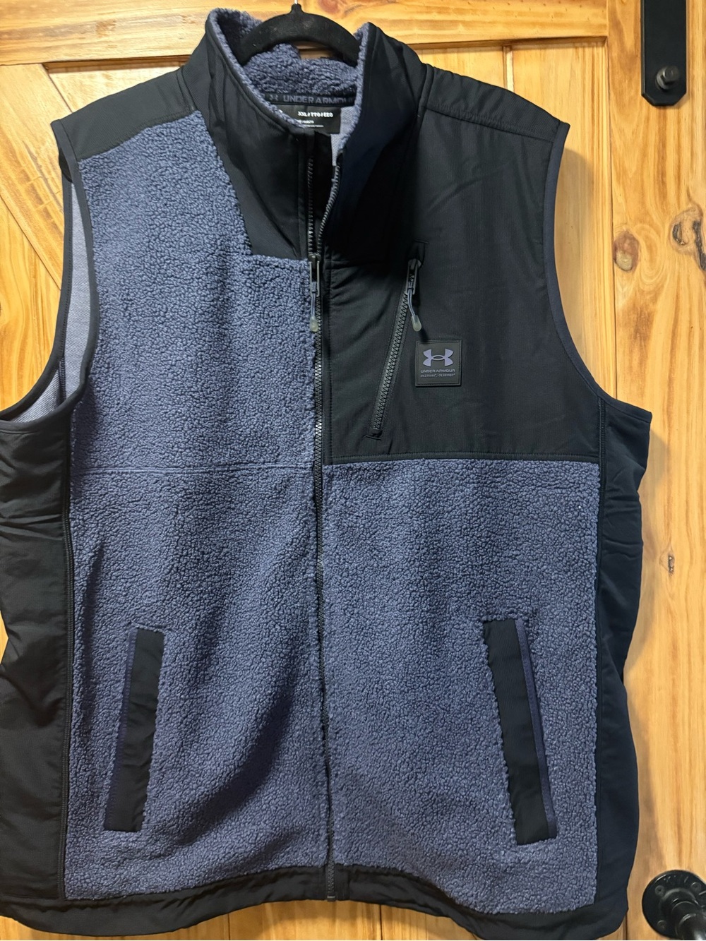 Under Armour Men's Navy & Black Sherpa Fleece Vest
